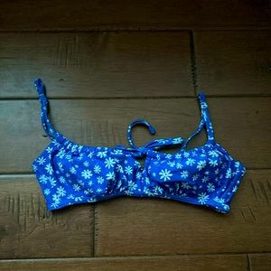 Blue floral bikini top